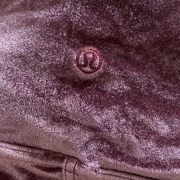 Lululemon Wunder Under Velvet Lounge Special Edition - Picture 3 of 9